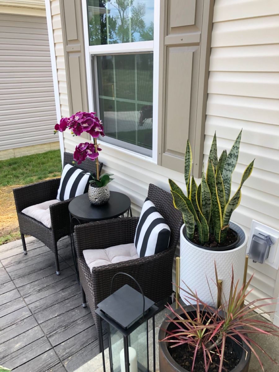 White Textured Planter On Gold Stand Adds Height