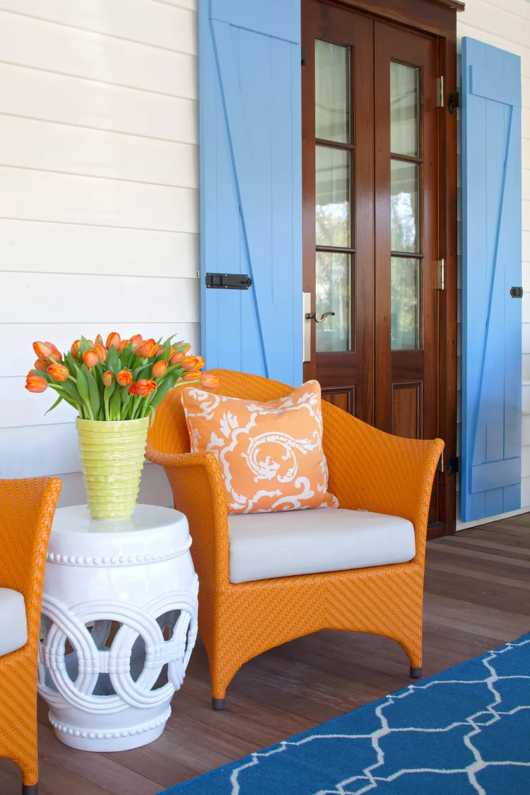 Choose Orange Wicker Chairs for Bold Color