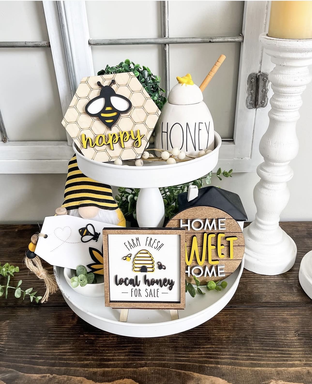 Hexagon Sign With Bee And 'Happy' Text