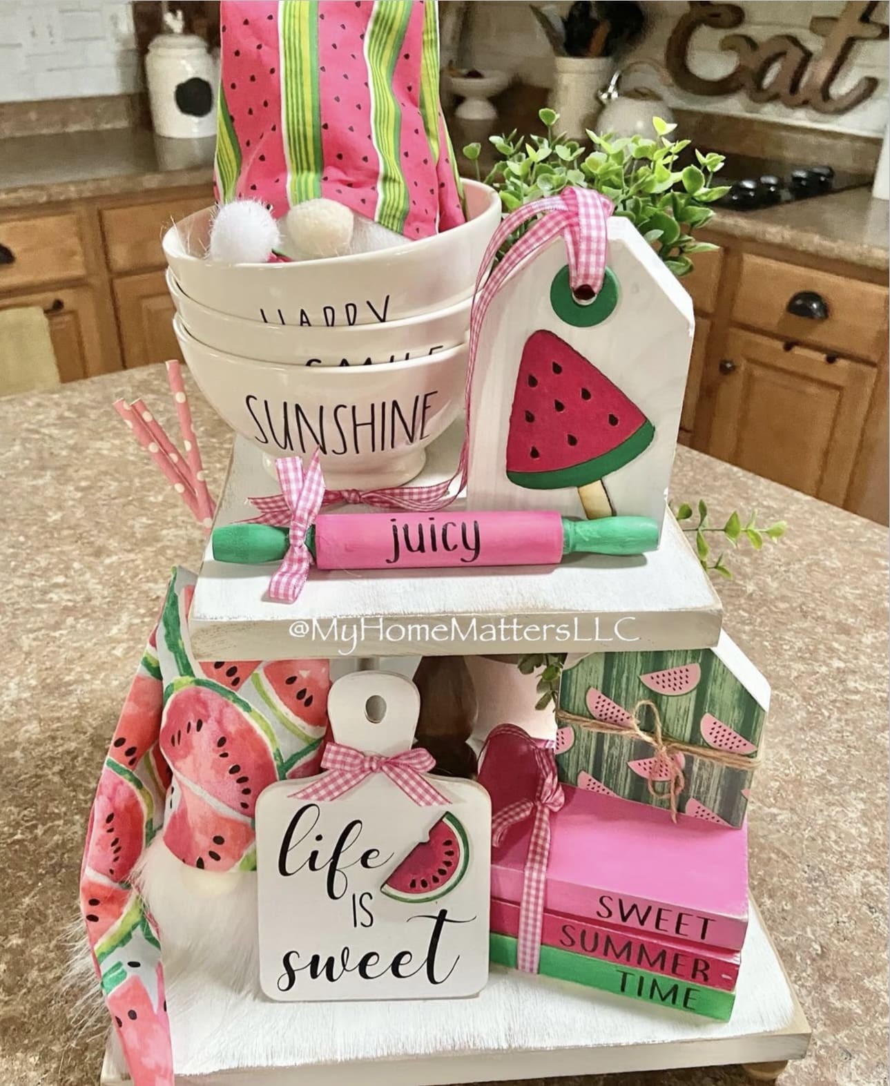 Miniature Rolling Pin Displays A Sweet Summer Message