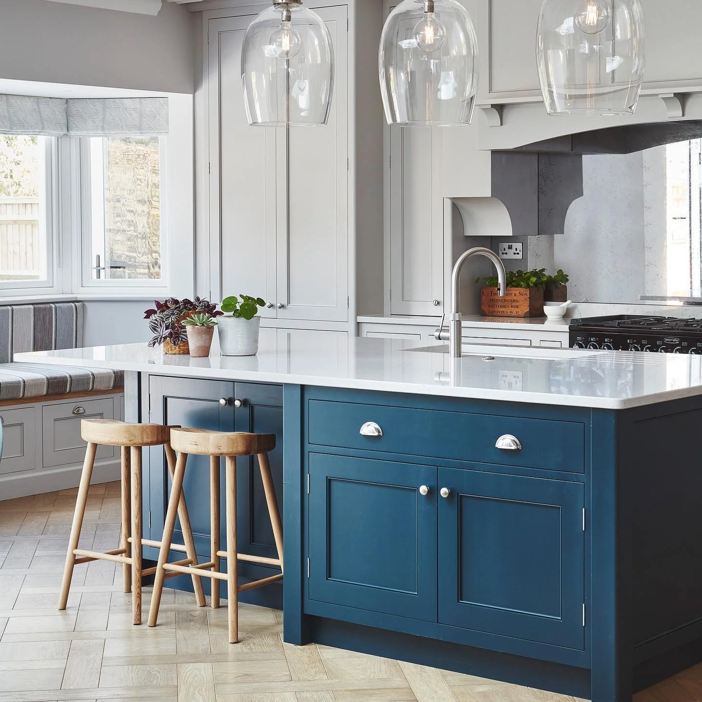 Deep Blue Island Features Classic Cup Pull Hardware