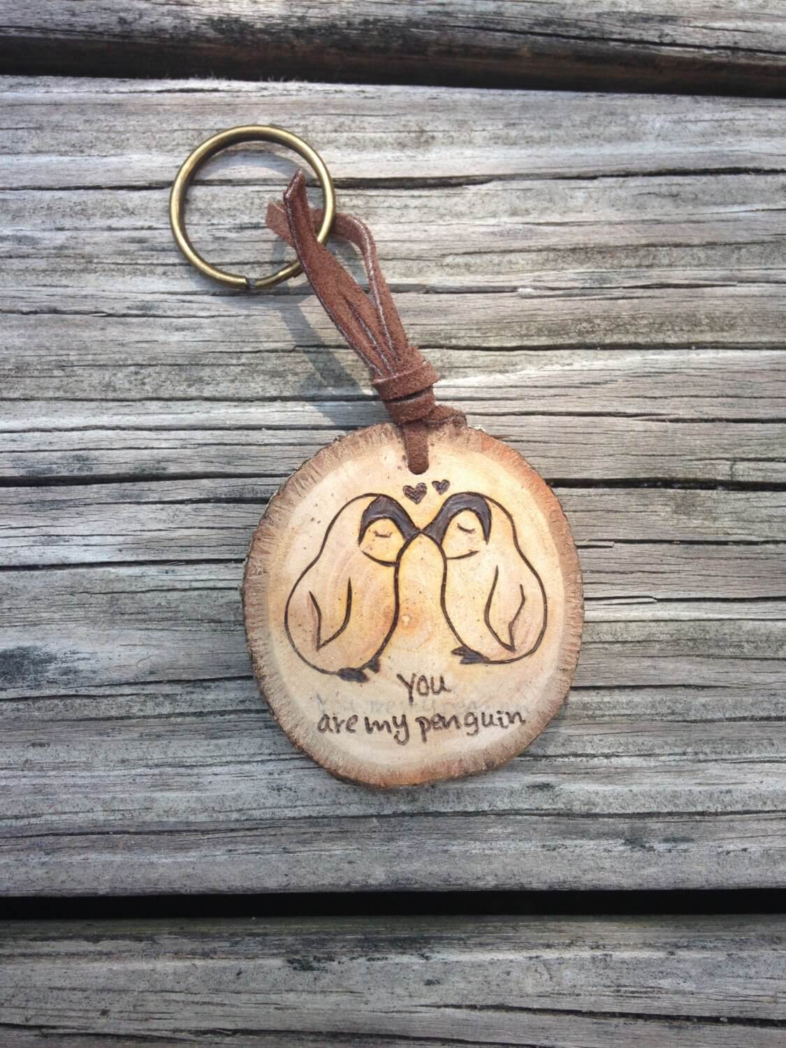 Personalized Wood Slice Keychains for a Sweet Sentiment