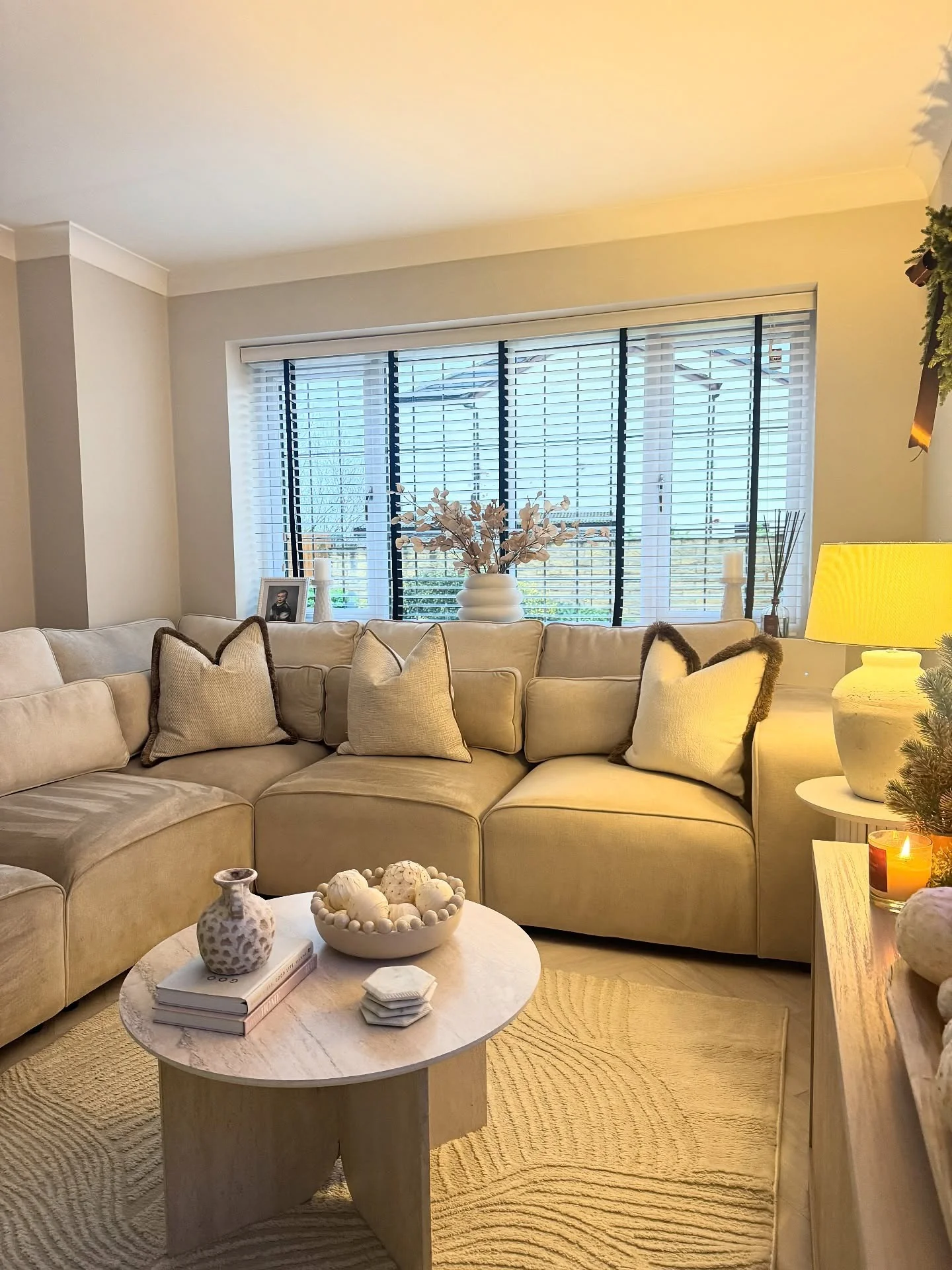 Layer Cozy Contrast with Textured Pillows on Your Cream Sofa