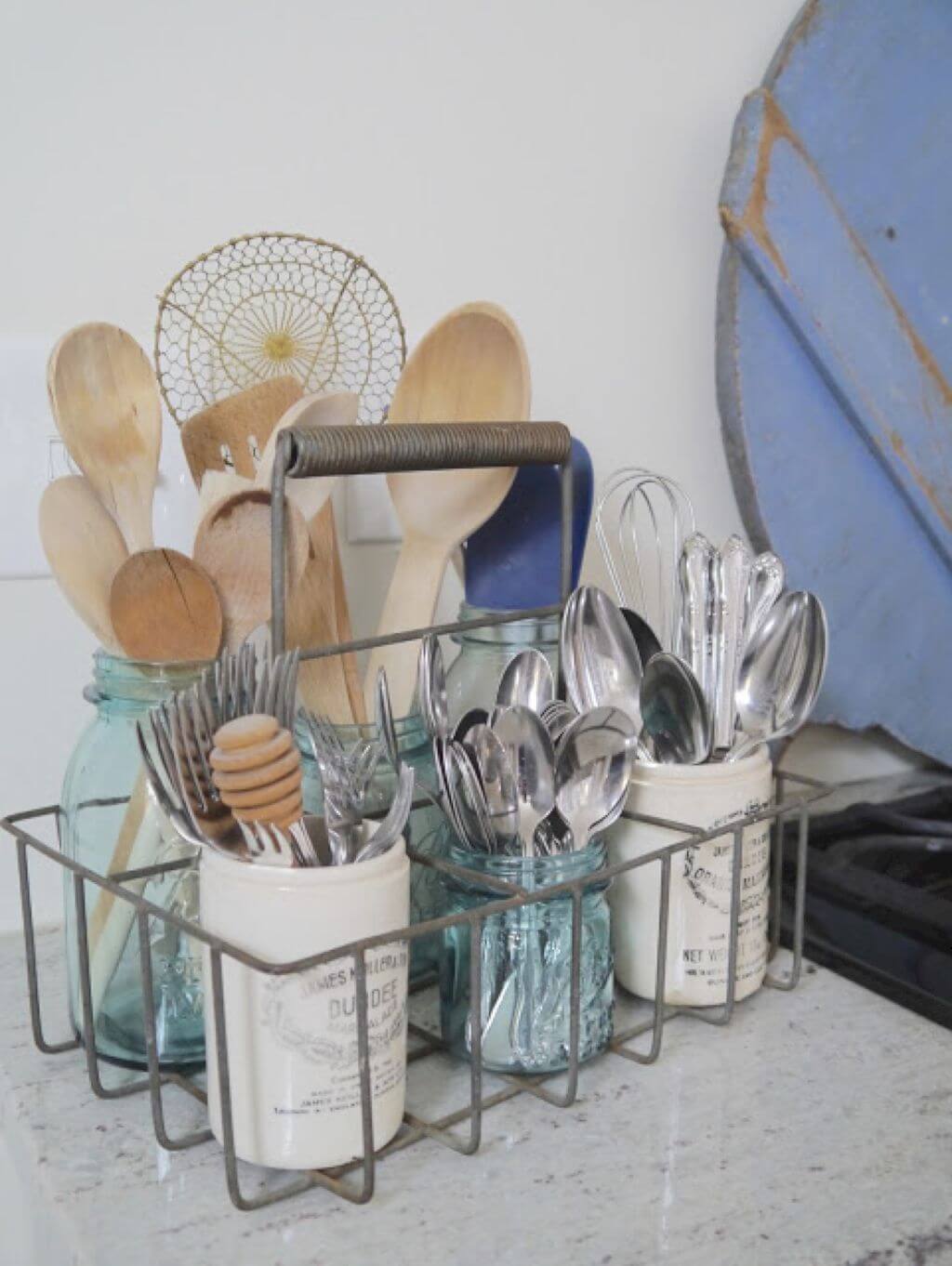 Wire Caddy Holds Glass Jars for Utensil Organization