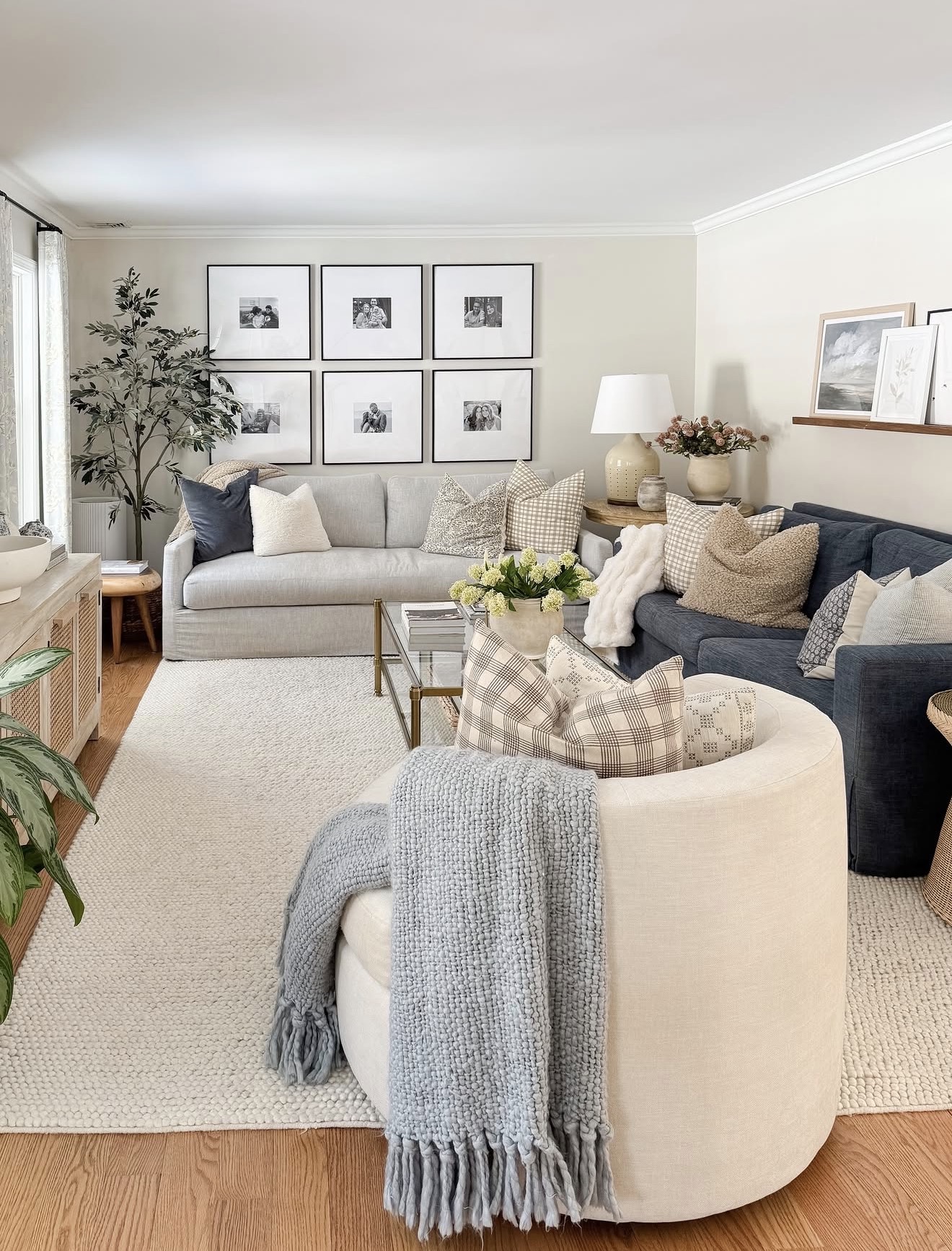 Six Black-Framed Photos Create a Symmetrical Gallery Wall