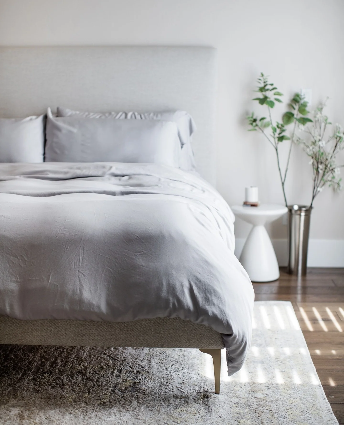 Textured Bedding Adds Natural Softness to a Serene Bedroom