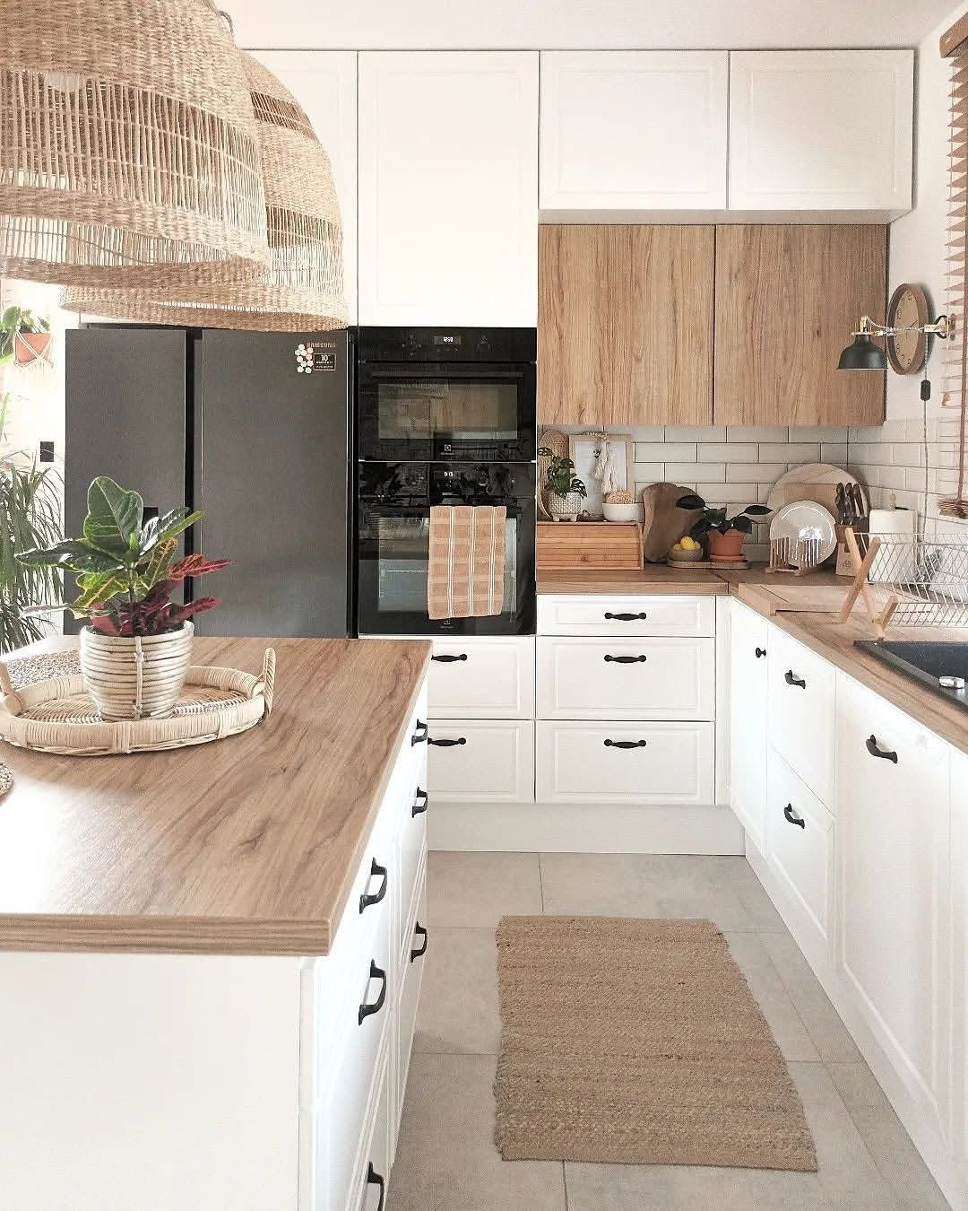 Woven Pendant Lights Add Natural Texture Overhead