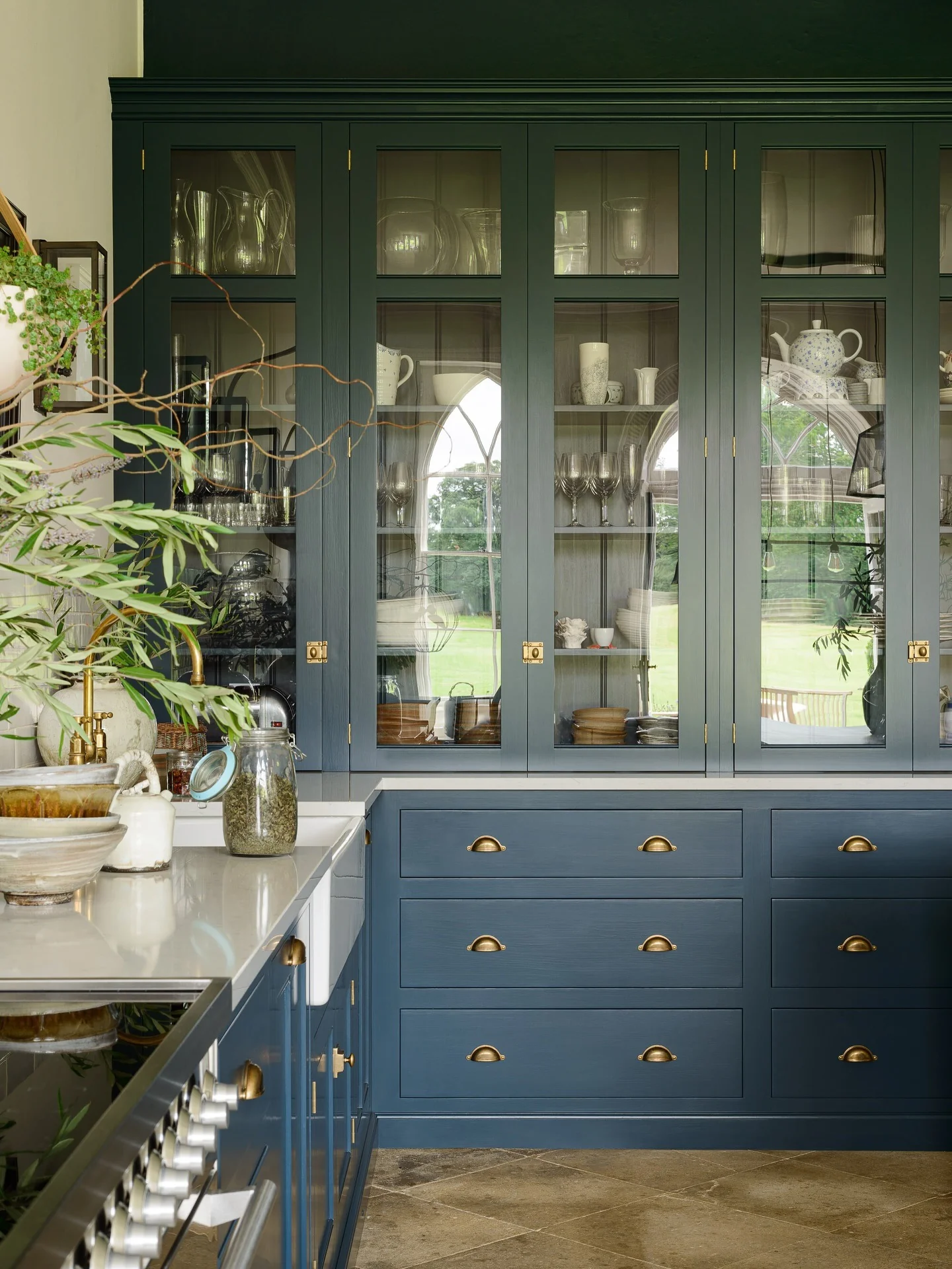 Glass-Fronted Cabinets Display Everyday Ceramics