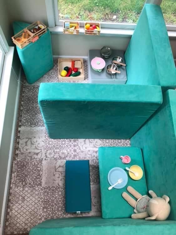 Turquoise Nugget Couch Blocks Create a Miniature Kitchen Setup
