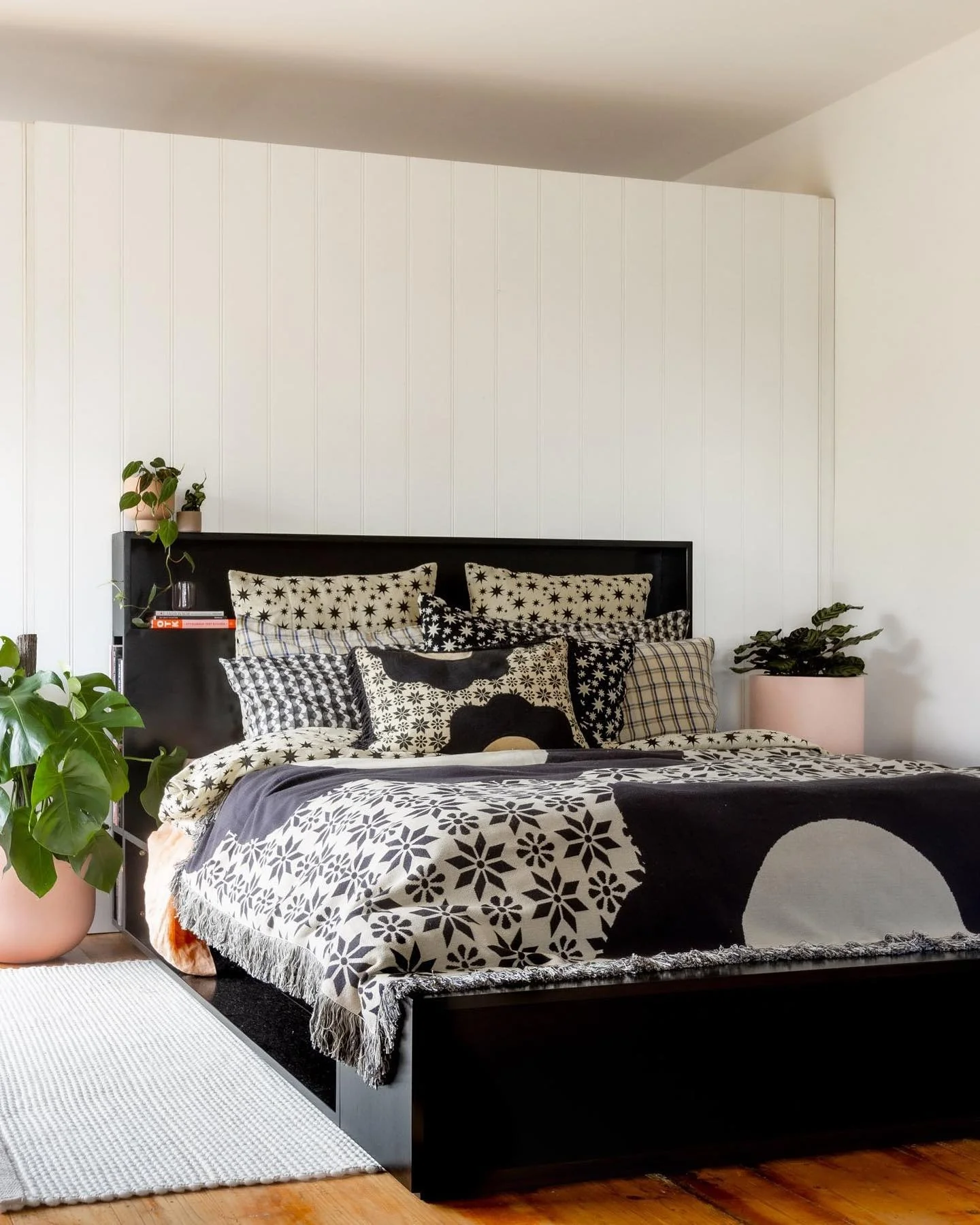 Maximize Storage with a Black Headboard