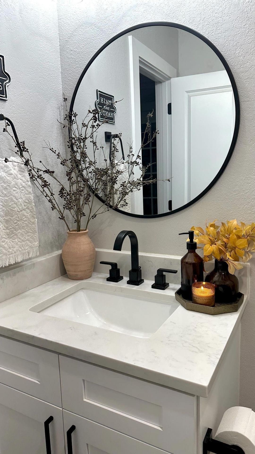 Tray Corrals Bath Essentials and Adds a Warm Accent