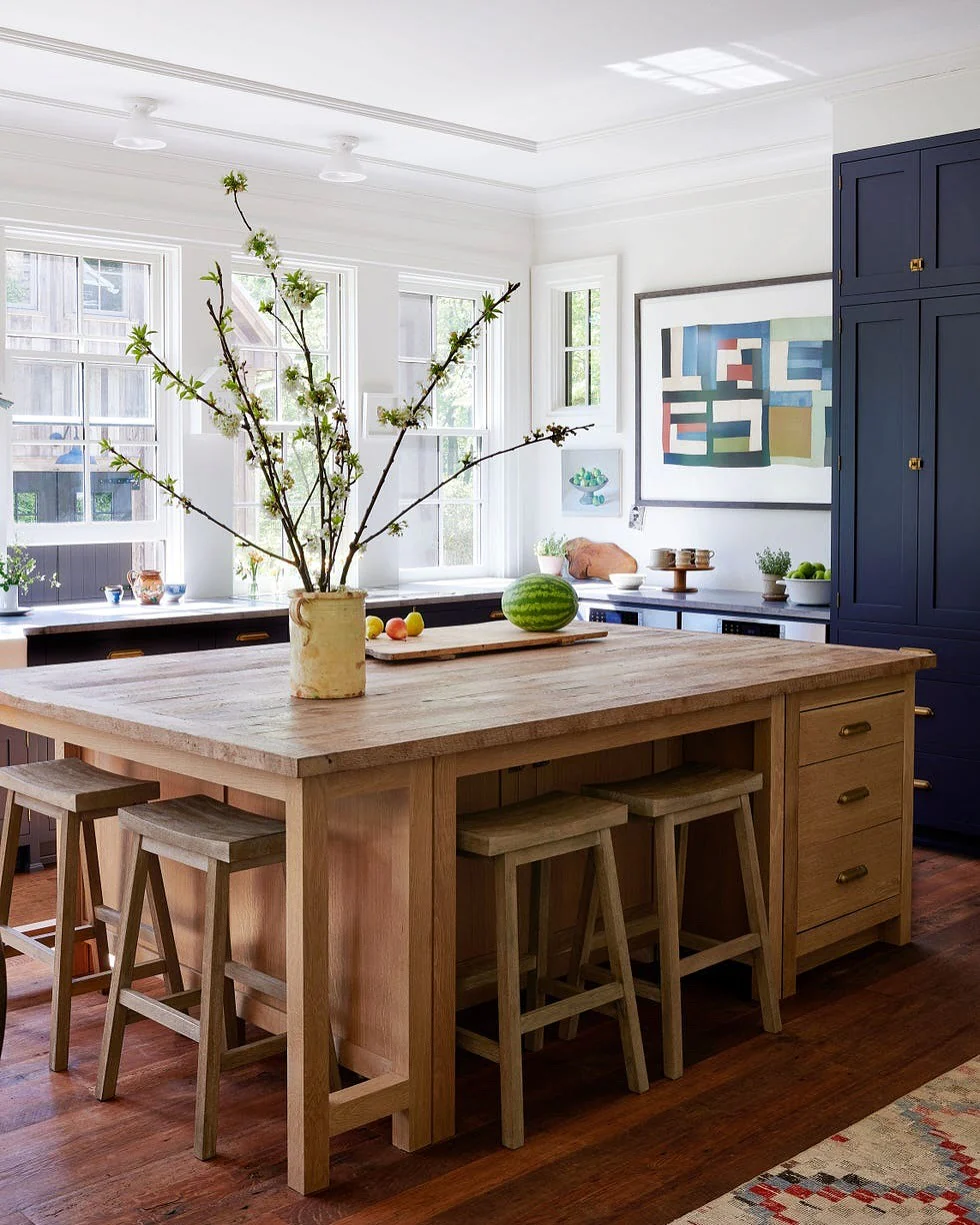 Thick Wooden Island With Integrated Drawer Storage