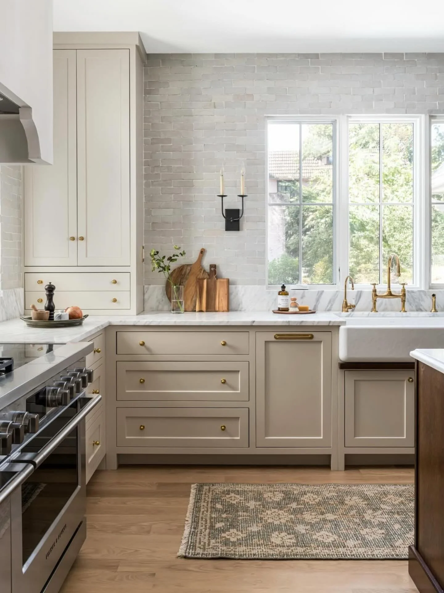 Subtle Brick Tile Backsplash Adds Understated Texture