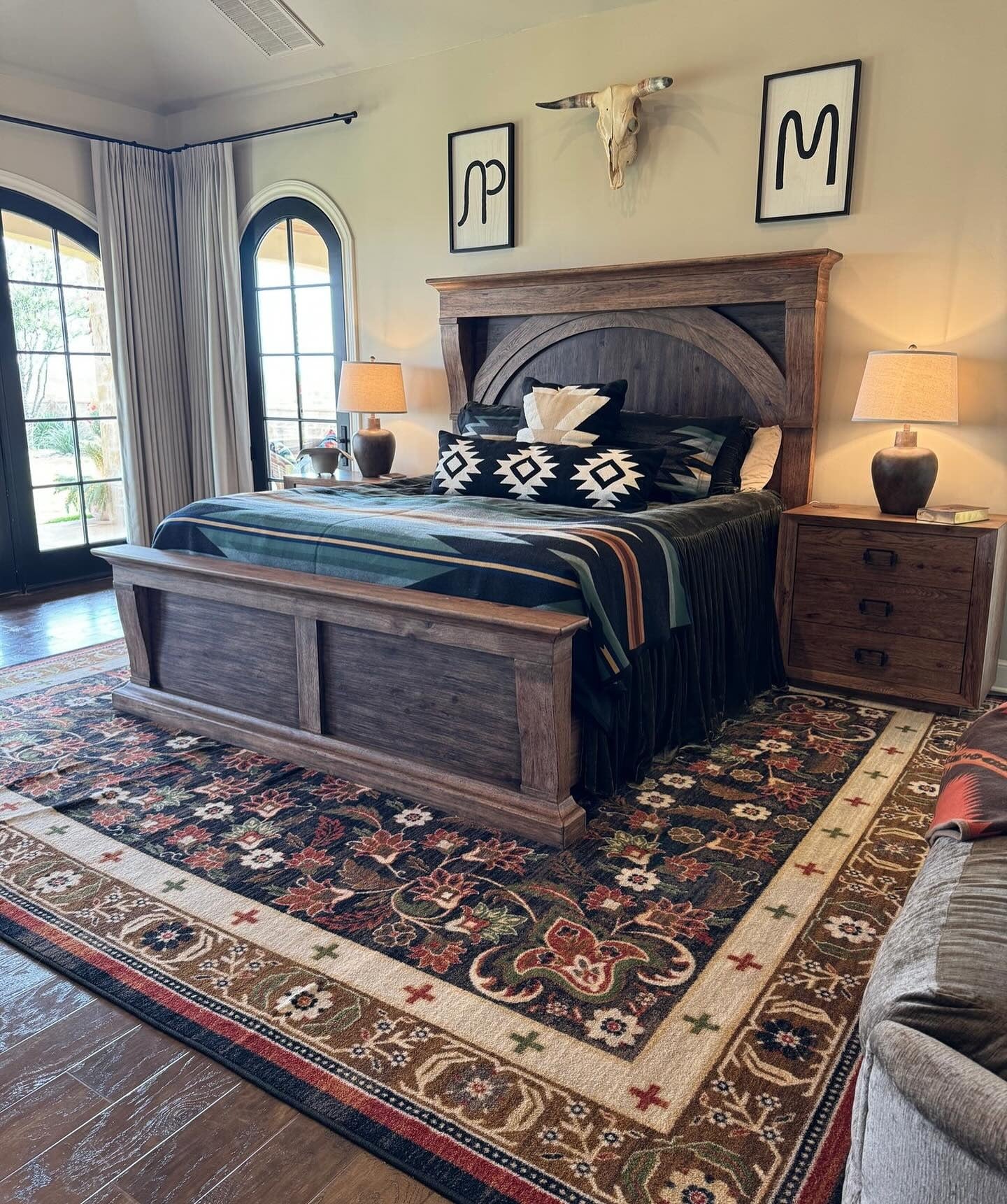Choose Durable Wooden Nightstands with Deep Drawers
