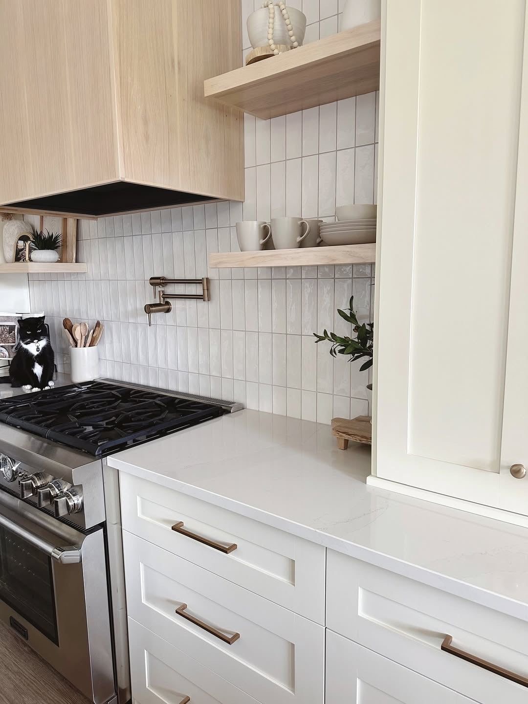 Vertical Stick Tile Backsplash With Minimal Grout