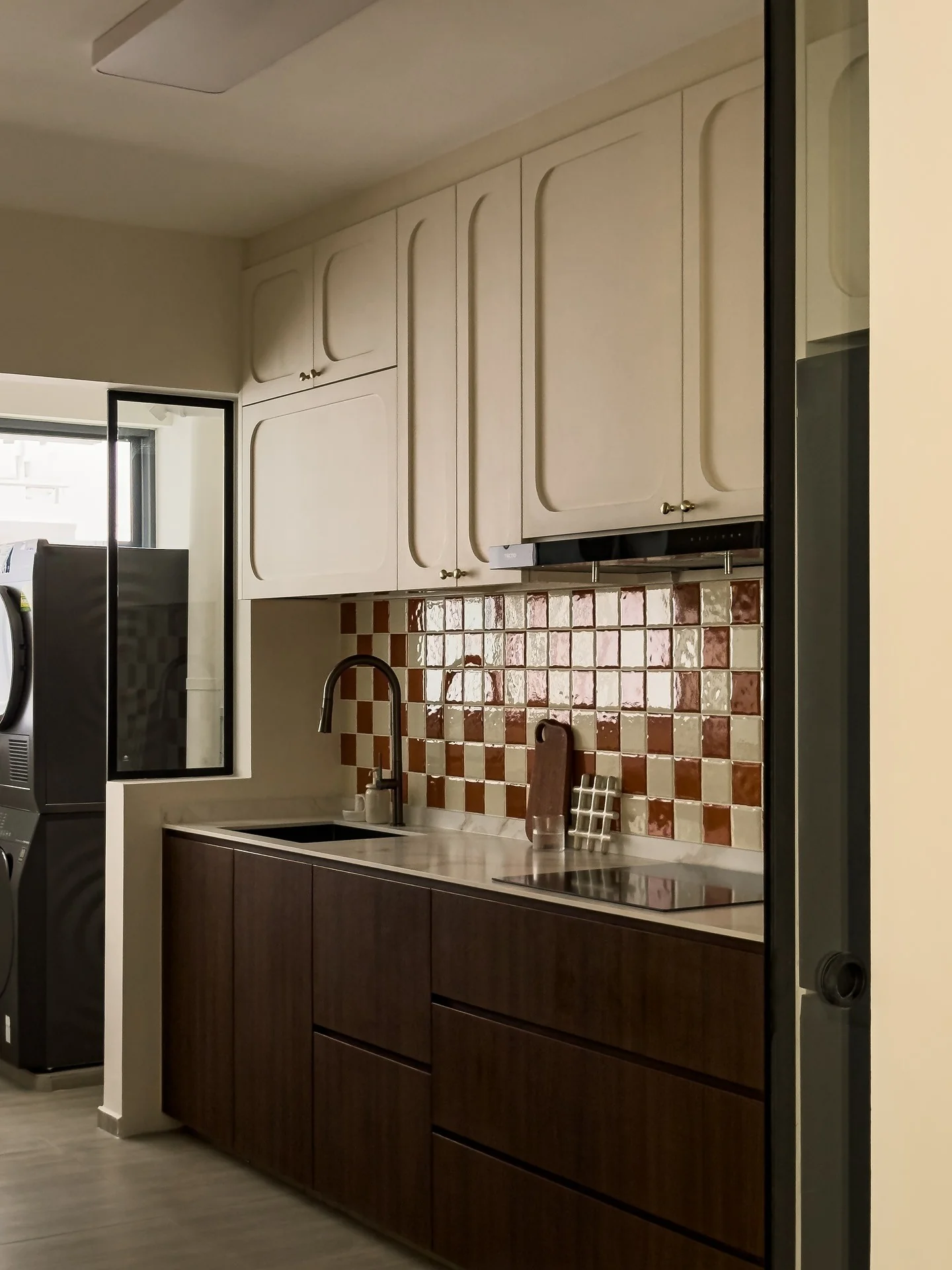 Checkerboard Tile Backsplash Adds Retro Flair
