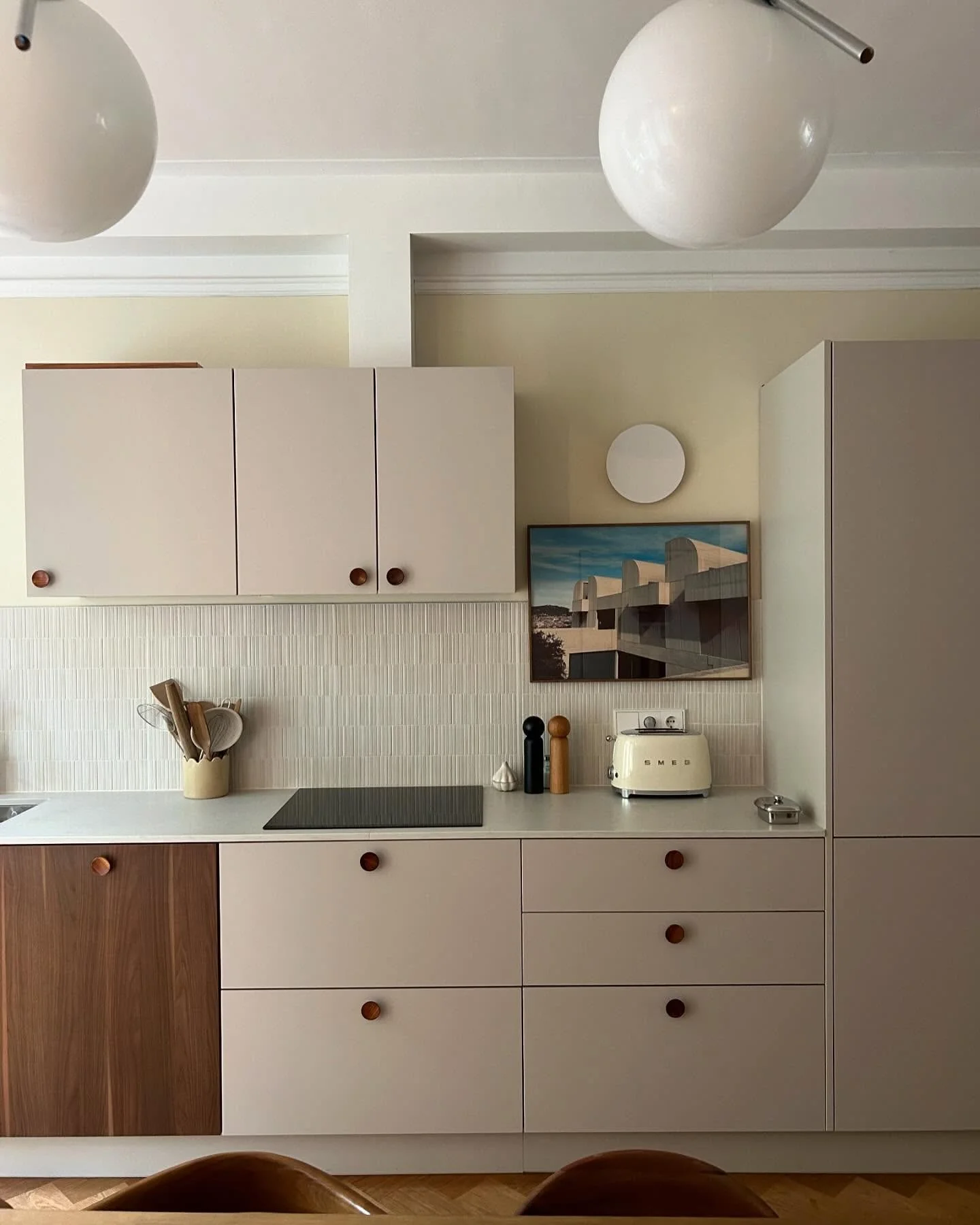 Textured Tile Backsplash Adds Subtle Mid-Century Pattern