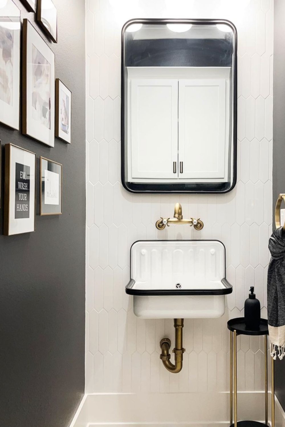 Picket Tile Walls Add Geometric Pattern to Farmhouse Bathrooms