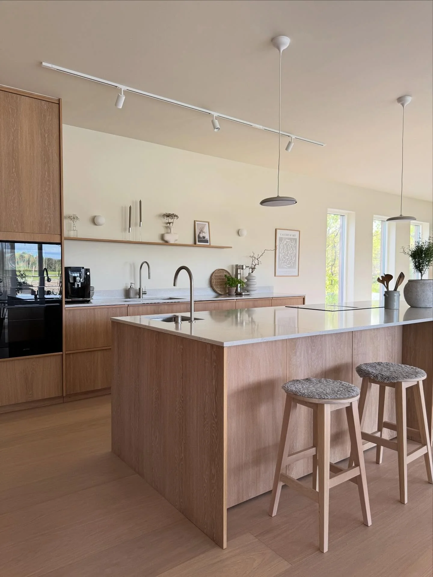 Warm Wood Panels Bring Organic Texture to Your Island