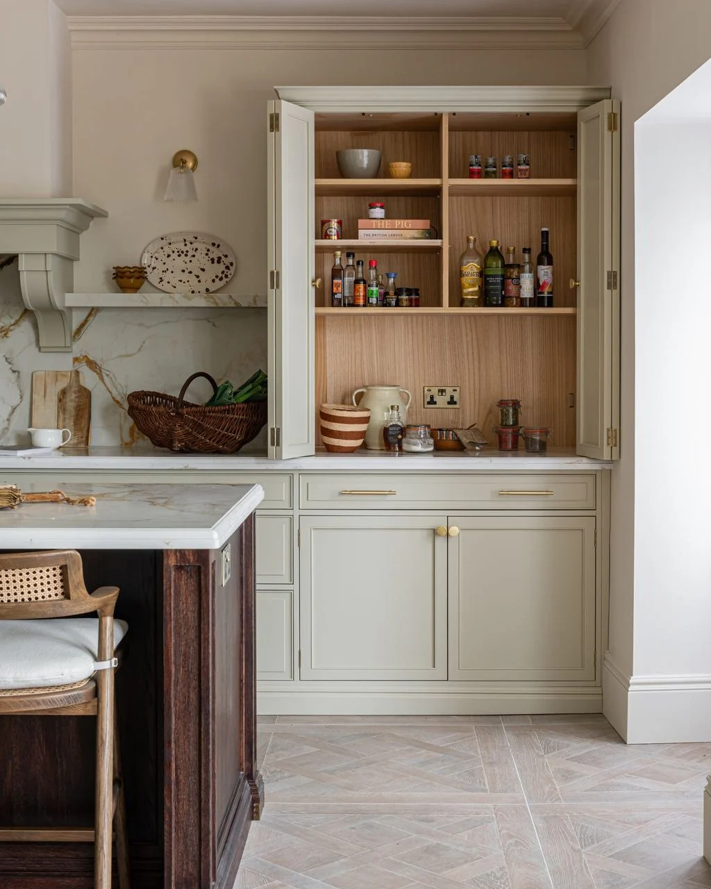 Frame Pantry Shelves with Warm Wood Interiors