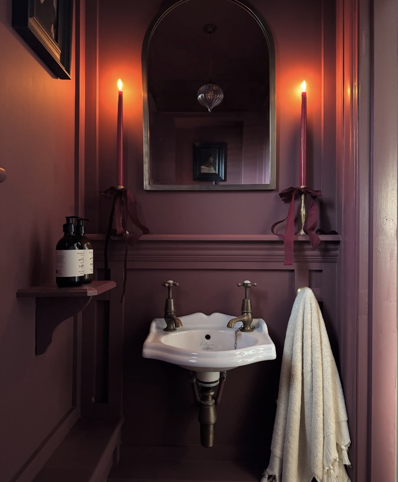 Tapered Candles With Ribbon Add Dramatic Flair