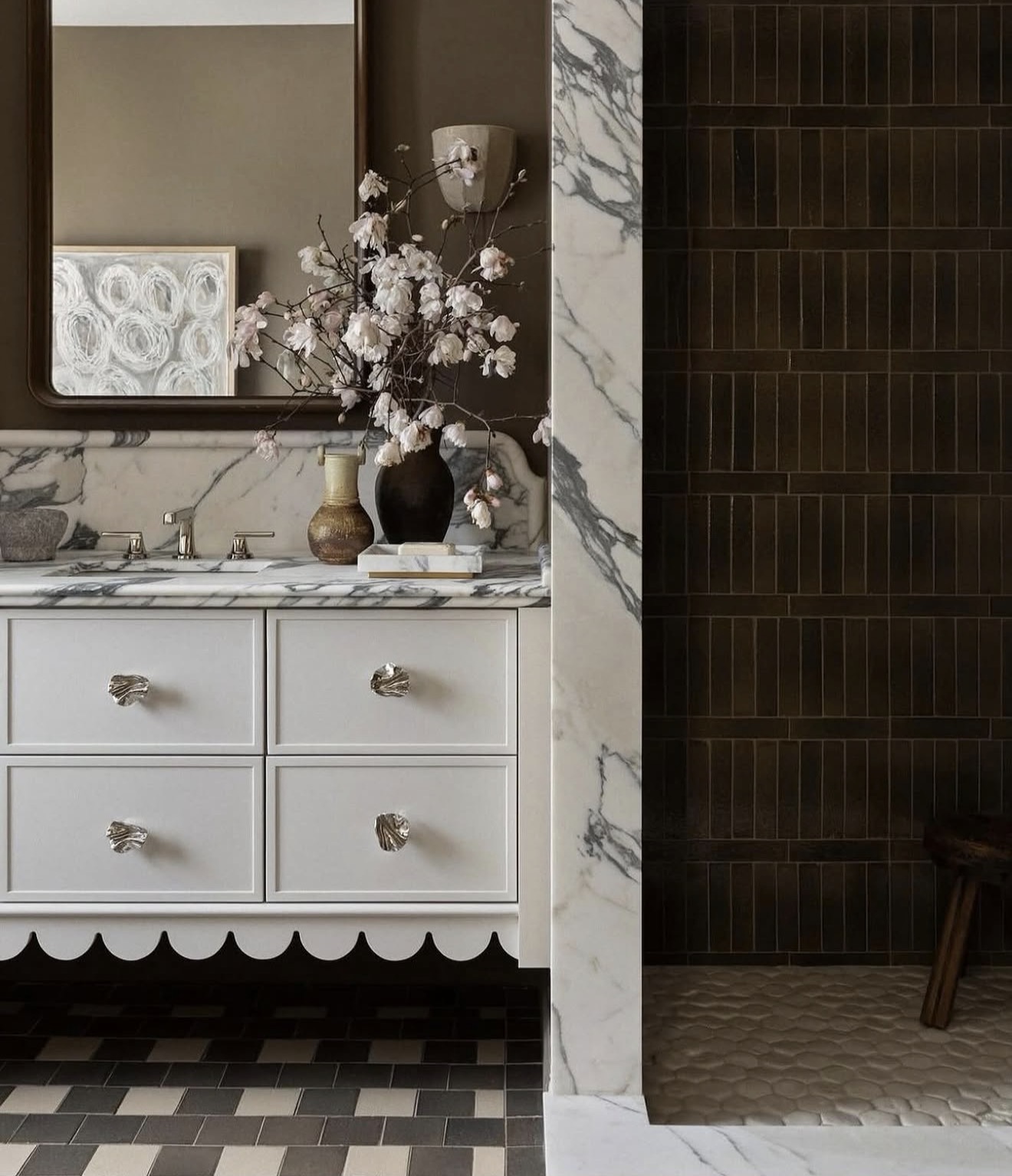 Textured Drawer Pulls Add Organic Interest to a White Vanity