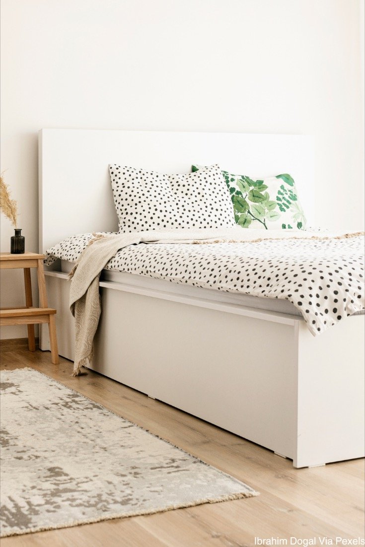 Ground Your Bedding with a Textured Runner
