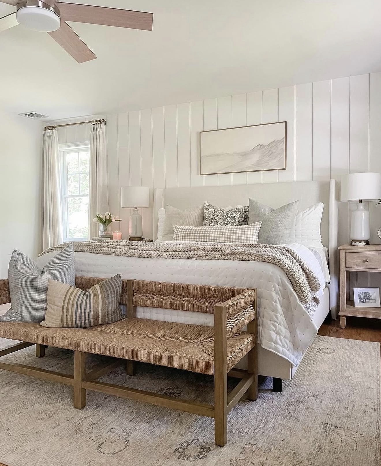 Woven Bench for Natural Texture at the Bed