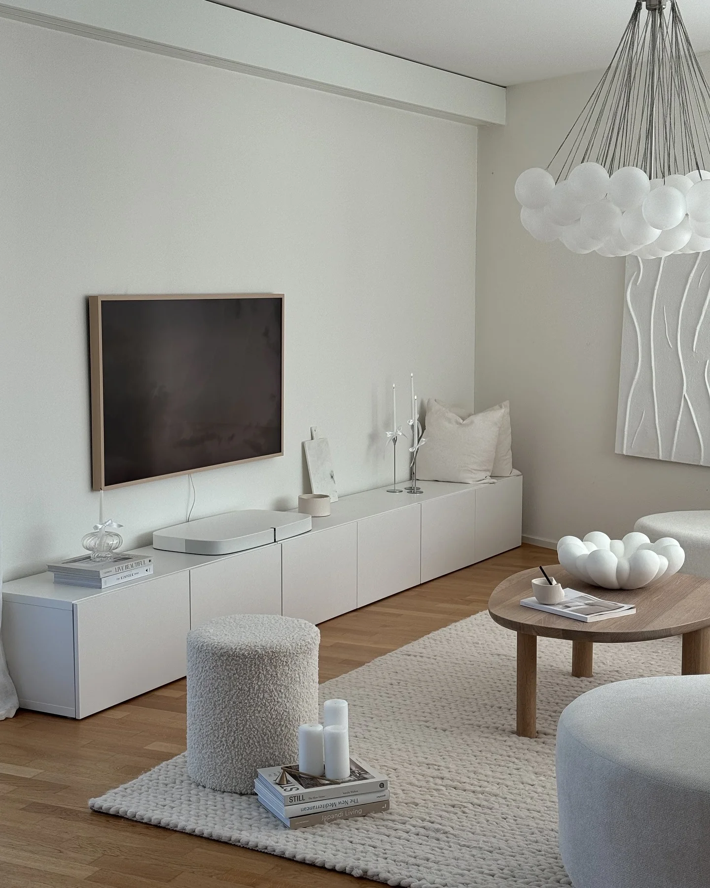 Introduce Cozy Texture with a Boucle Ottoman