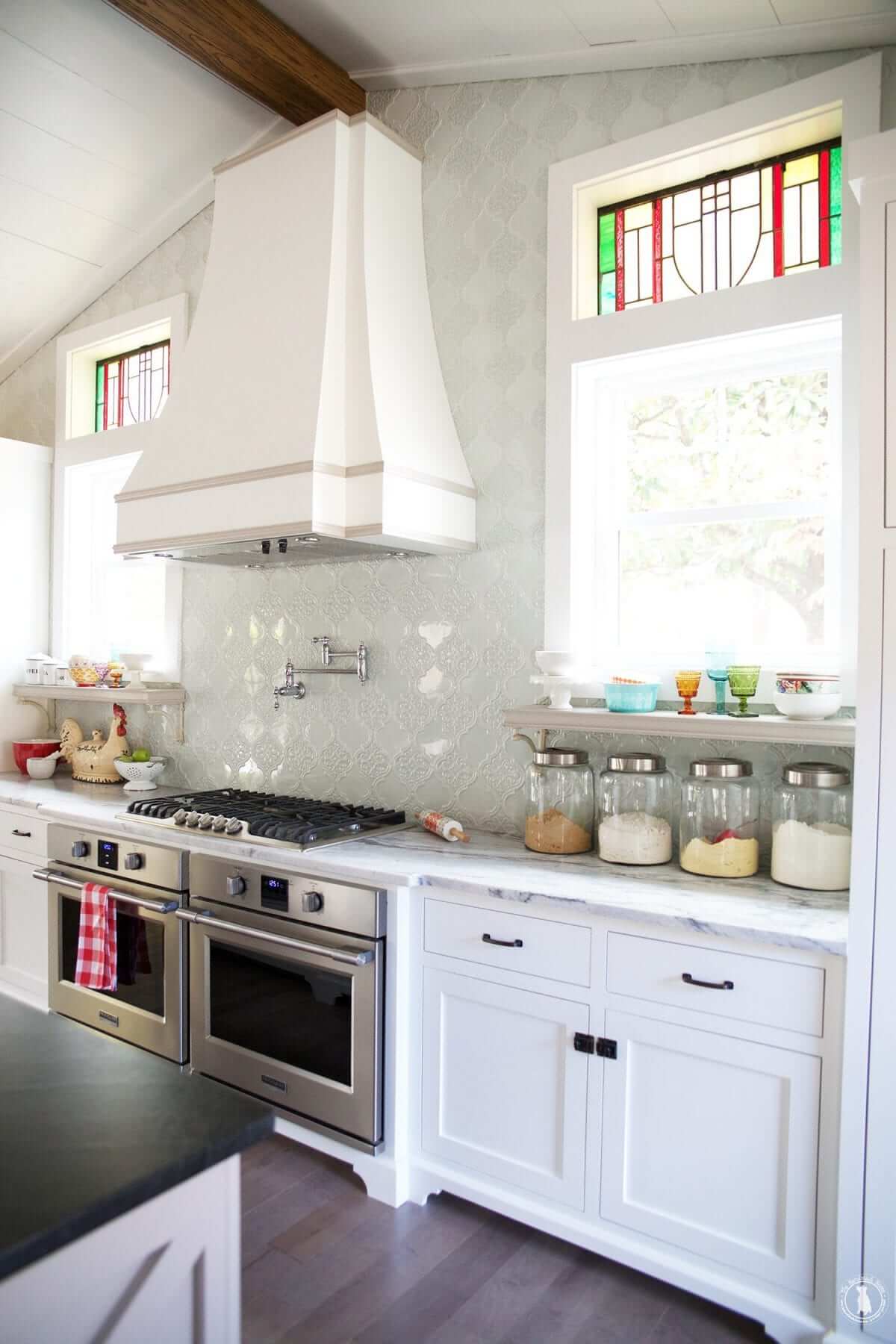 Keep Pantry Staples Visible With Narrow Shelves
