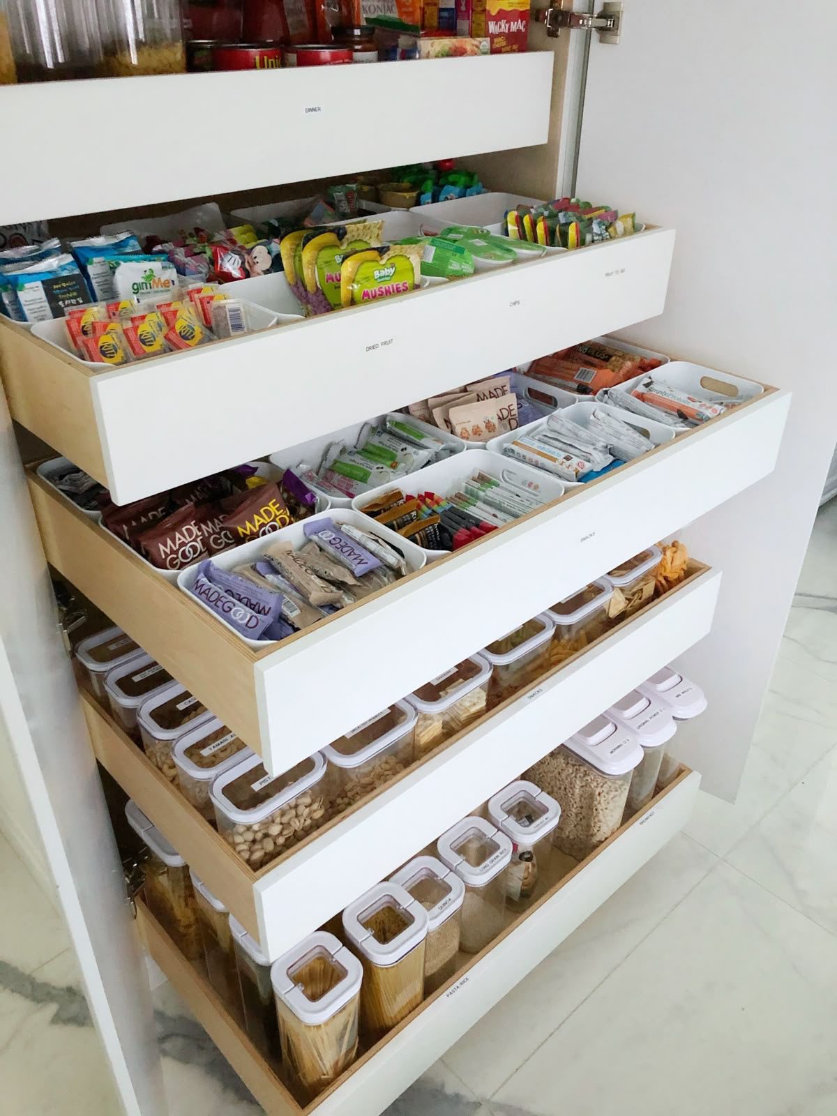 Drawer Dividers for Neatly Lined-Up Snack Packs