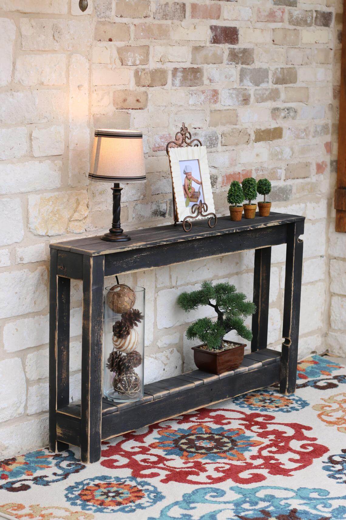 Incorporate Nature-Inspired Accents on a Distressed Console