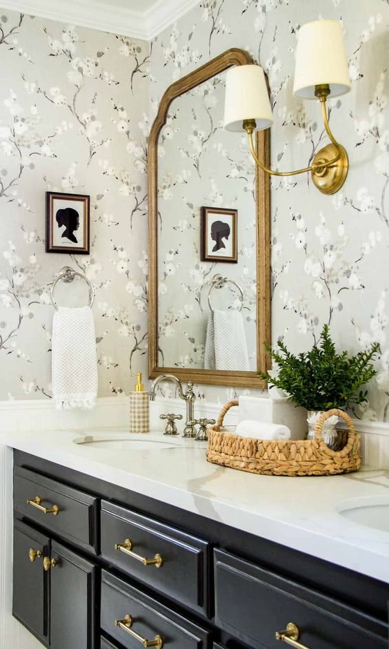 Framed Silhouettes Add Personal Charm to Guest Bath Walls