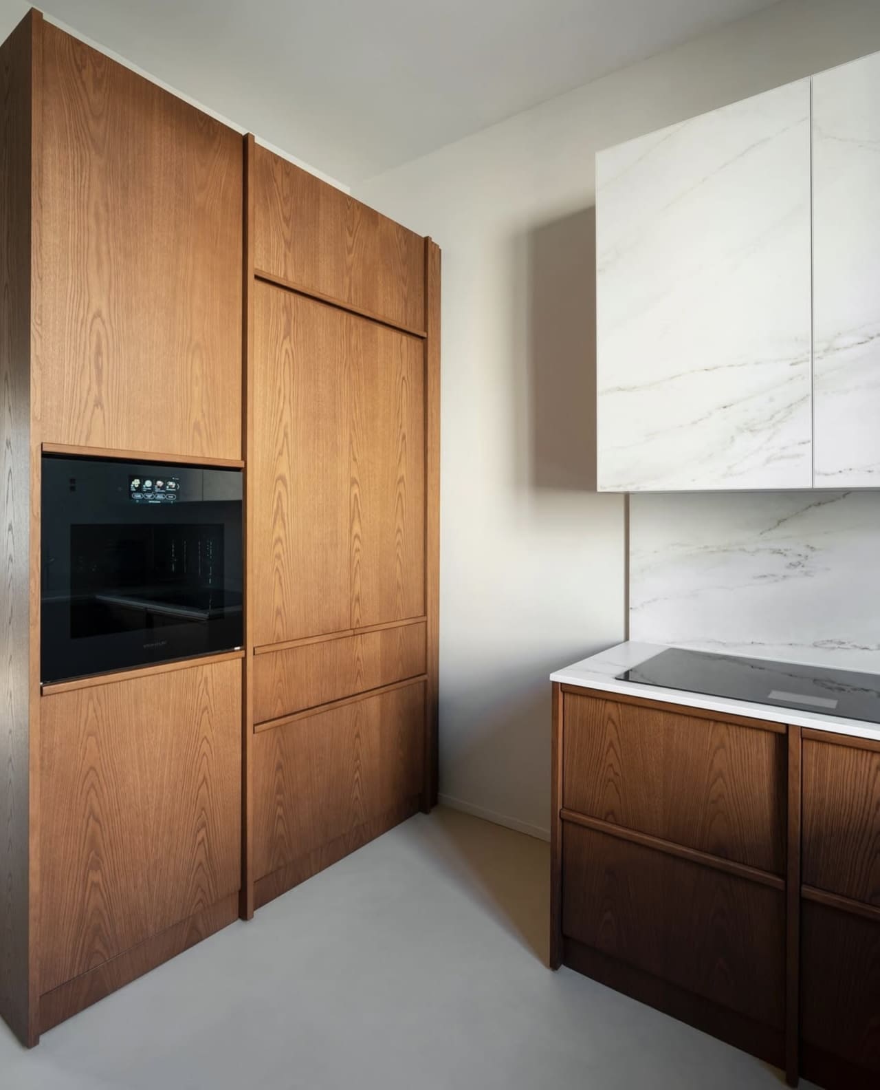 Wood Grain Direction Creates a Subtle Visual Flow