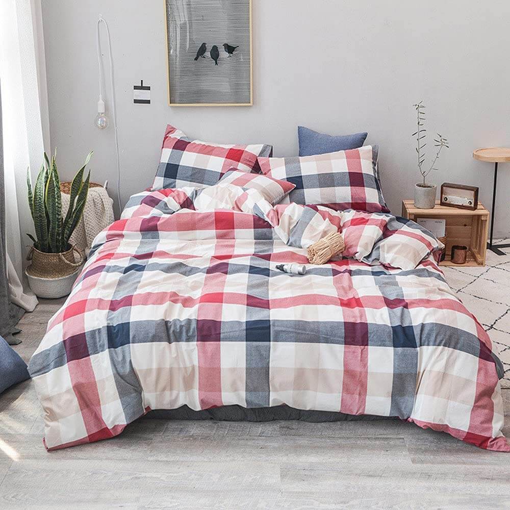 Large Scale Plaid Duvet Adds Cozy Charm