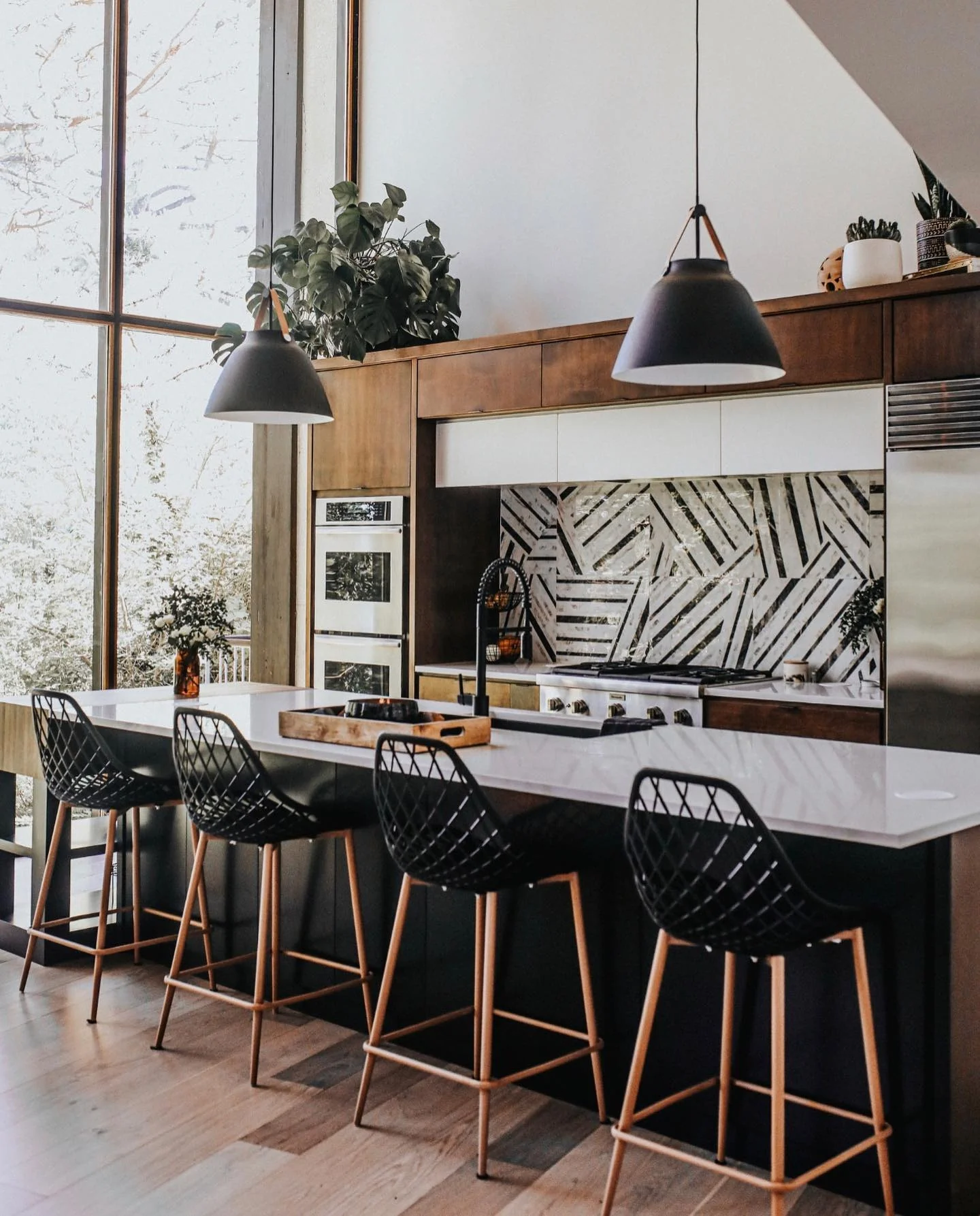 Graphic Tile Backsplash Adds Geometric Accent