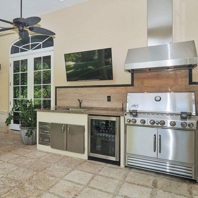 Integrated TV Mounts Your Outdoor Kitchen Entertainment