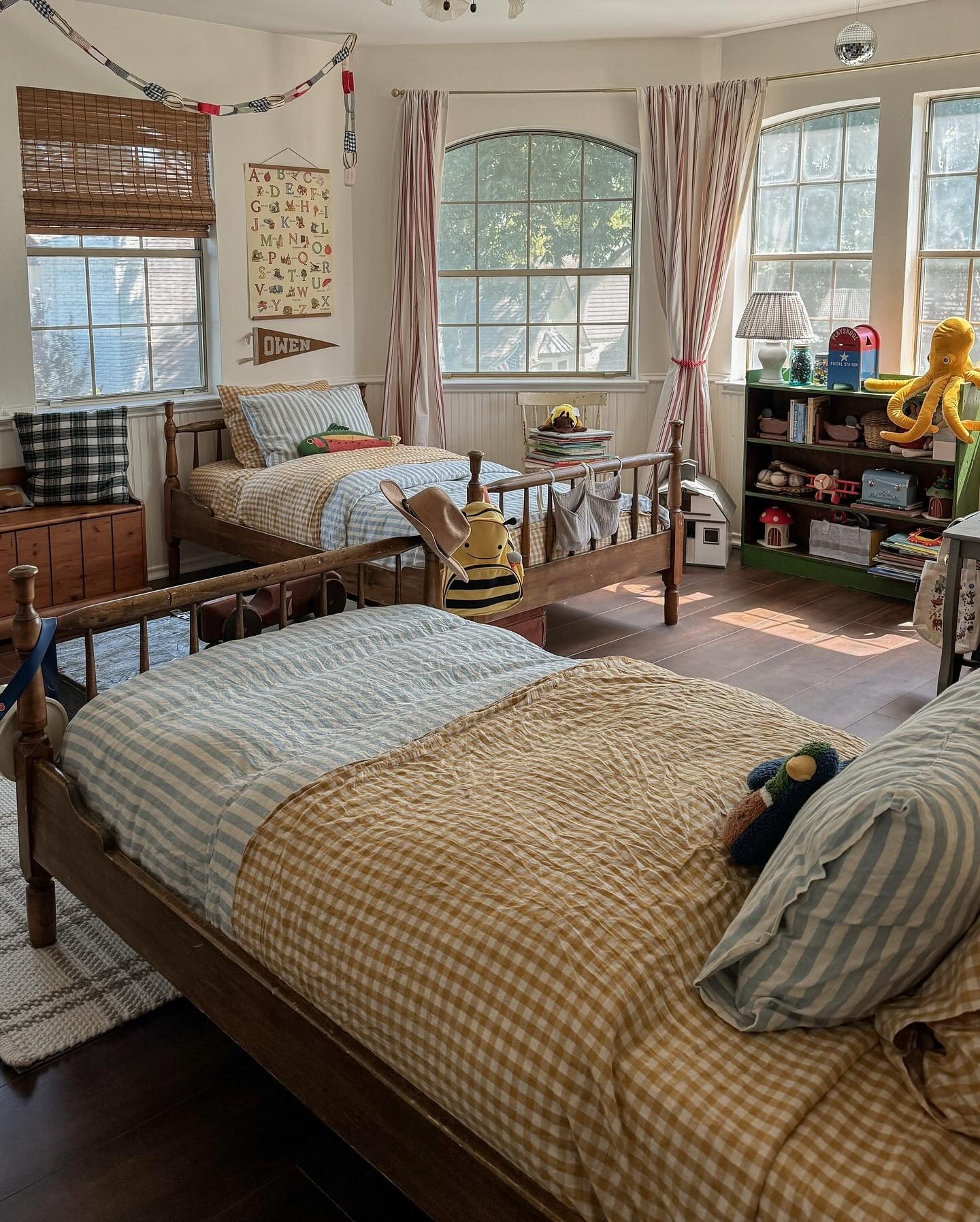 Layer Bedding Patterns for a Cozy Mix