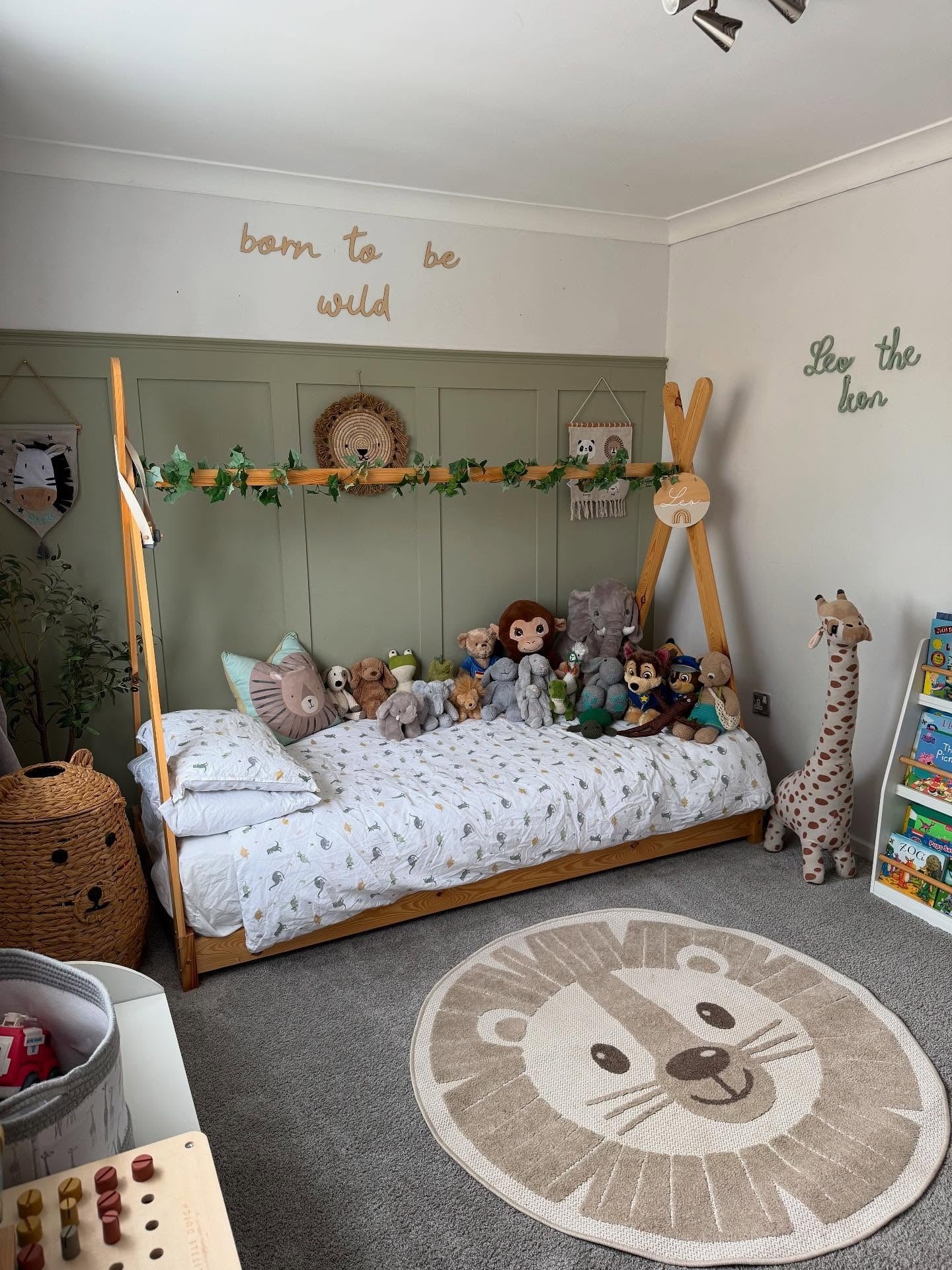 Wooden Teepee Bed Frame With Leaf Garland