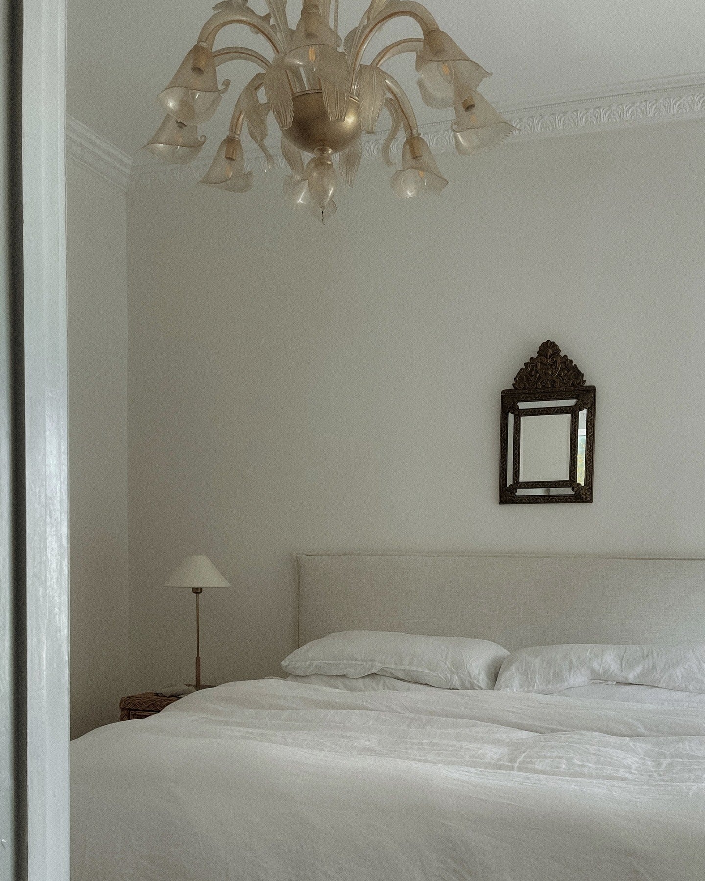 Introduce Vintage Charm with an Ornate Mirror