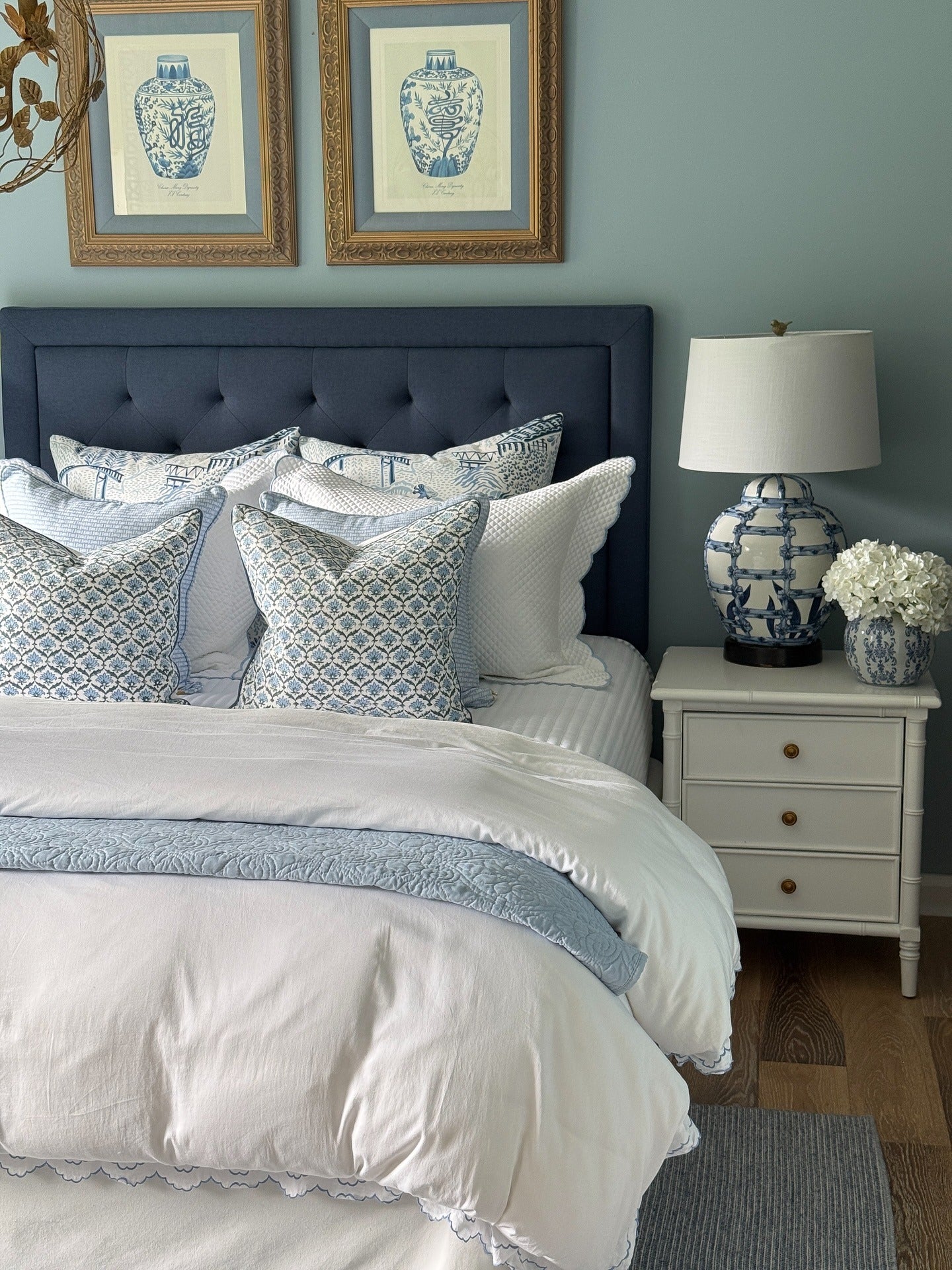Achieve Classic Symmetry with Ginger Jar Prints